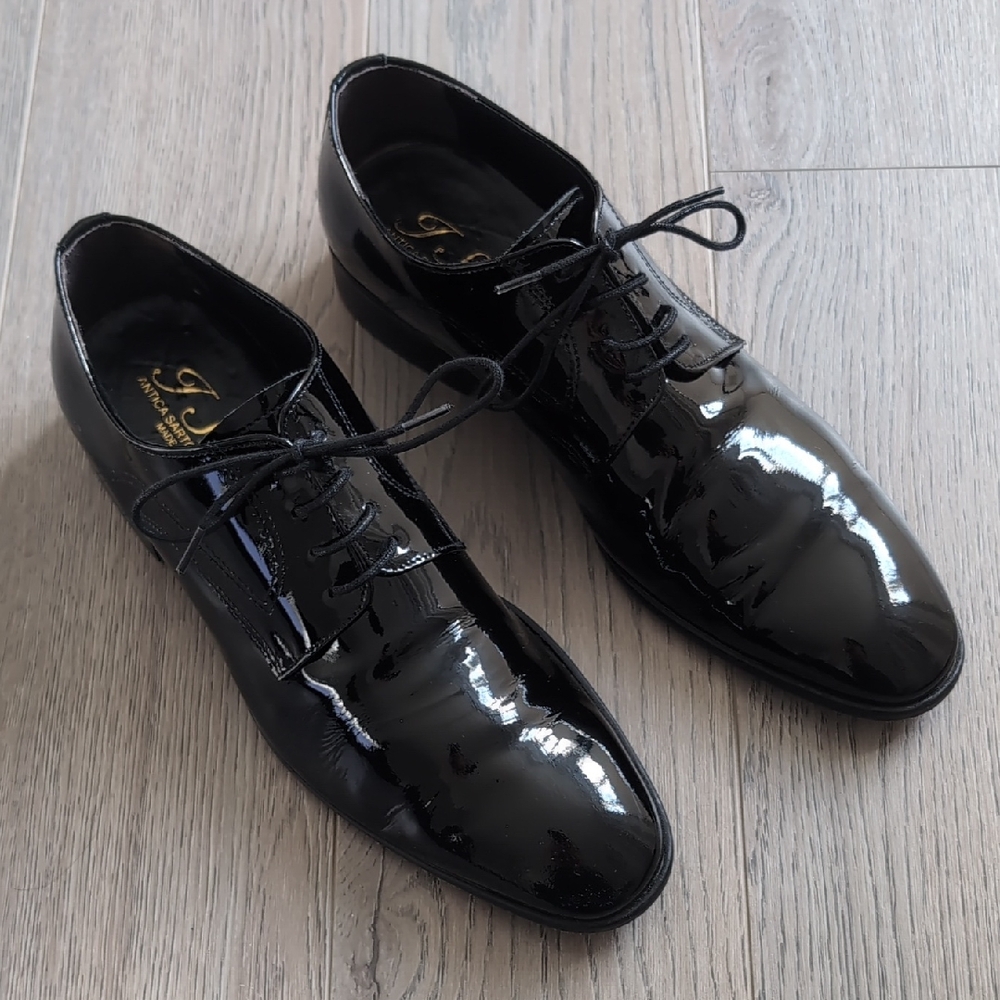 Classic Black Patent Leather Men's Oxfords